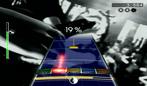 ALTBEWÄHRT Wie man es bereits aus Guitar Hero kennt, müsst ihr auch hier die richtigen Farbtasten im passenden Moment drücken. (BILD: N-ZONE)
