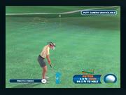 Beim Putten liest Natalie Gulbis die Unebenheiten des Grüns an den Linien ab.  
BILD: N-ZONE