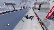 Die Anzeige rechts oben, zeigt euch die Punkte eurer Gegner an. Da ihr im Single-Player immer als erster in die Half-Pipe dürft, bringt sie absolut nichts und verdeckt nur den Bildschirm. 