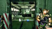 Resident Evil 5 -  Im späteren Verlauf greifen eure Gegner auch zu Schusswaffen. 
