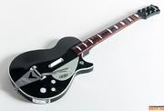 Die Gretsch Duo Jet zählte zu den Lieblingsgitarren von George Harrison. Einzeln erhältlich für 99 Euro.

