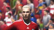 Um die Mannschaften auf den aktuellen Stand zu bringen, veröffentlicht Konami am Release-Tag von PES 2010 einen ersten DLC. Für Wii. (Bild: Xbox-360-Version)
