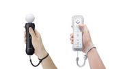 PlayStation Move vs. Wii Remote: Der PS3 Motion Controller bietet besser erreichbare Tasten.