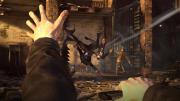 Wo andere lineare Spiele euch durch enge Levelschläuche mit geskripteten Attraktionen zu beiden Seiten des Pfades schleusen, geht Dishonored einen anderen Weg.