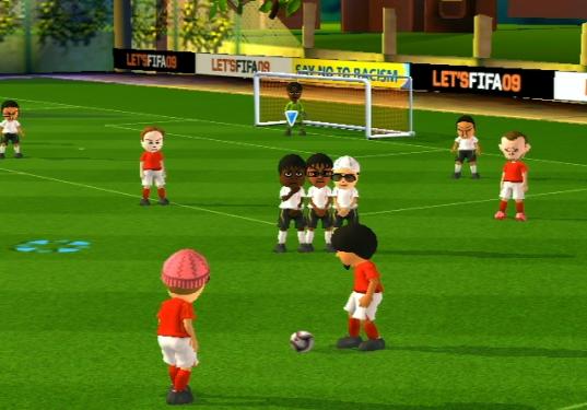 FOOTii-SPIEL Euer Team aus Miis lässt sich genauso gut steuern wie im „richtigen“ Spiel. (BILD: N-ZONE)