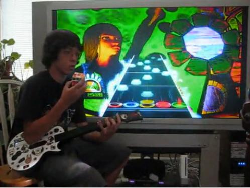Guitar Hero und der Zauberwürfel - gleichzeitig!
