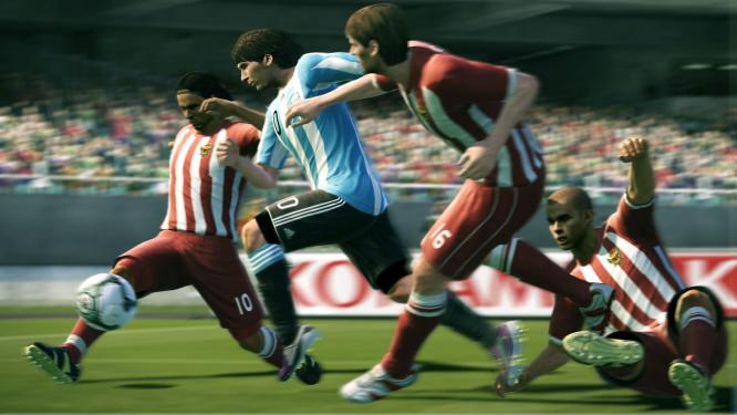 Pro Evolution Soccer 2012 will mit vielen Verbesserungen überzeugen.