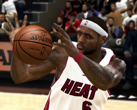 LeBron James, die Nummer 6 der Miami Heat, ist einer der aktuellen NBA-Superstars. Möglicherweise wird er im diesjährigen Playoff-Finale Dirk Nowitziki (Dallas Mavericks) gegenüberstehen.