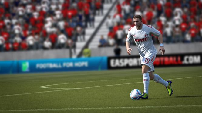 FIFA 12 verkauft sich in Deutschland mehr als eine Million Mal innerhalb der ersten acht Wochen, wie Electronic Arts bekannt gegeben hat.