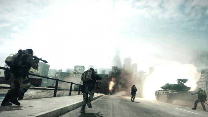 Für die PS3-Version von Battlefield 3 steht ab sofort ein neuer Patch als Download bereit. Das Update behebt die VoIP-Probleme im Ego-Shooter.