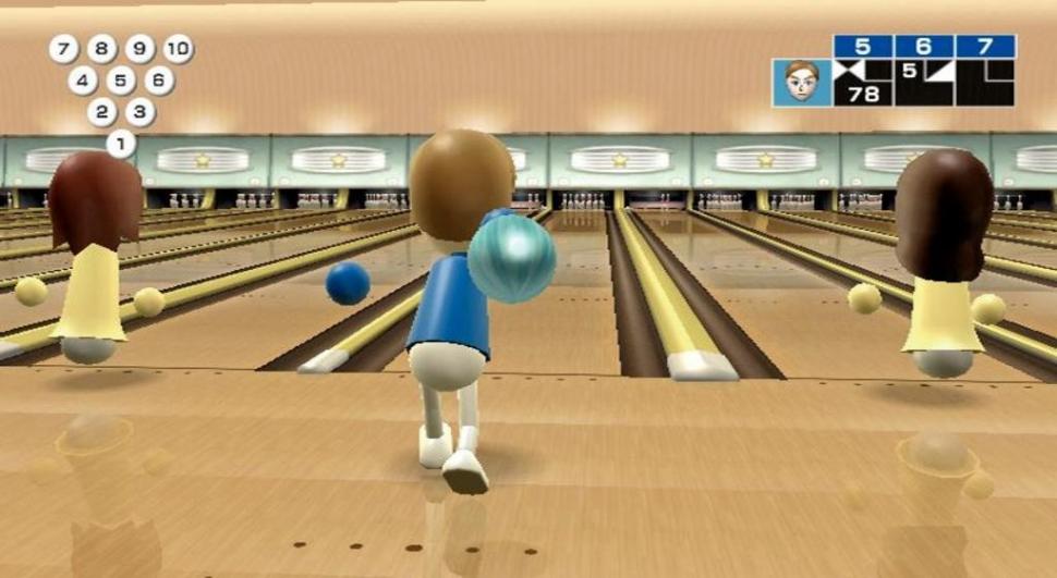 [22/11/06] Wii Sports Seit Release der Wii gehört eine virtuelle Bowling-Runde zum Leben dazu. Zitat Christoph Kraus: "Ach komm, nur noch eine Runde!" 