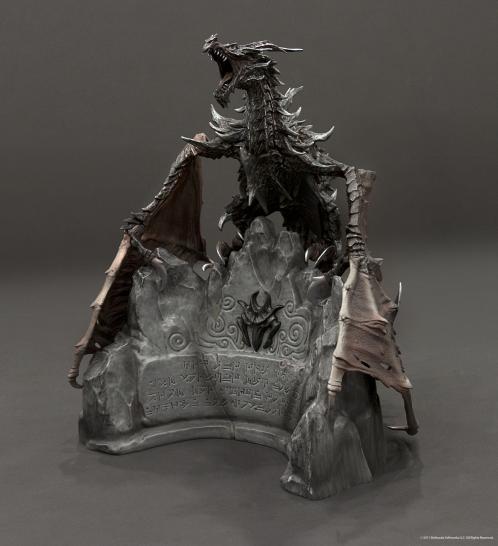 Elder_scrolls_5_skyrim_collector-03.jpg