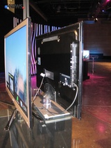 Neue Samsung-LCD-TVs erzeugen 3D-Material aus 2D-Quellen - Halo 3 ODST wird zum 3D-Shooter