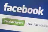 Facebook: Klartext von US-Politiker gefordert