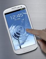 Samsung Galaxy S3 gegen iPhone 4S: Die Sprachassistenten im Video-Test