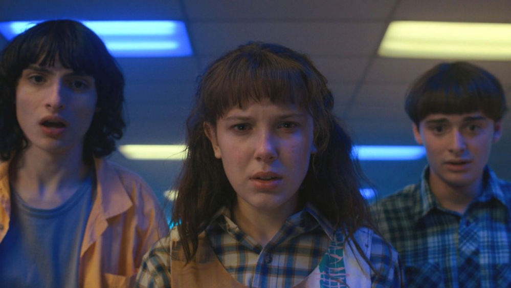 Stranger-Things-Star spielt GTA wie Die Sims und Fans feiern es