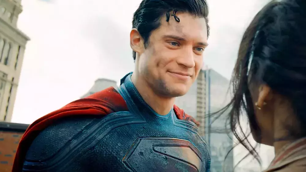 Besucherschwaches MCU hat keine Chance: Superman macht Marvel platt