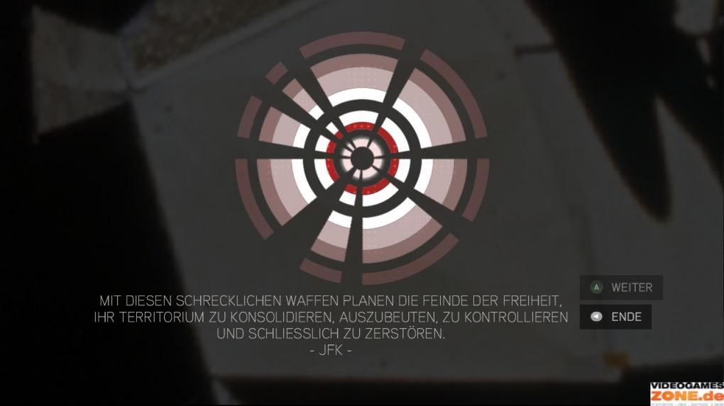 Auf der Mondaufnahme versteckt sich links unten die Raumfähre. Die Puzzleteile müsst ihr so anordnen, dass das abgebildete Symbol entsteht. Richtet die äußeren Ringe so aus, dass sie zu den Versatzstücken im inneren Ring passen. Beim Foto der Mondlandung versteckt sich im Schatten der Flagge ein Edensplitter, den ihr markiert. (1)