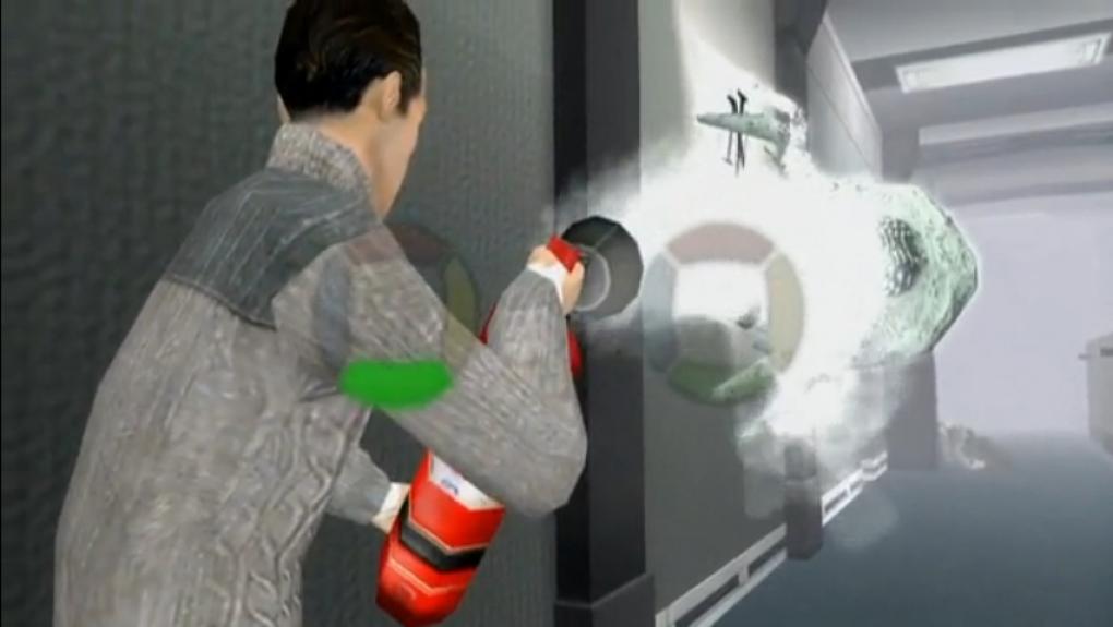 Fahrenheit meets The Matrix: In der Büroszene aus Fahrenheit (Indigo Prophecy) fühlen wir uns an den Film Matrix erinnert. Der Held Lucas kämpft sich in einer Art Traum durch ein amerikanisches Großstadtbüro. In Matrix flieht Neo bzw. Mr. Anderson in einem nahezu gleich aussehenden Büro vor Agenten. Dieses erste Abschweifen in eine paranormale Welt wirkt in Fahrenheit noch sehr sehr spannend. Später flaut des Spiel leider in Richtung Mystery-Klischees ab. 