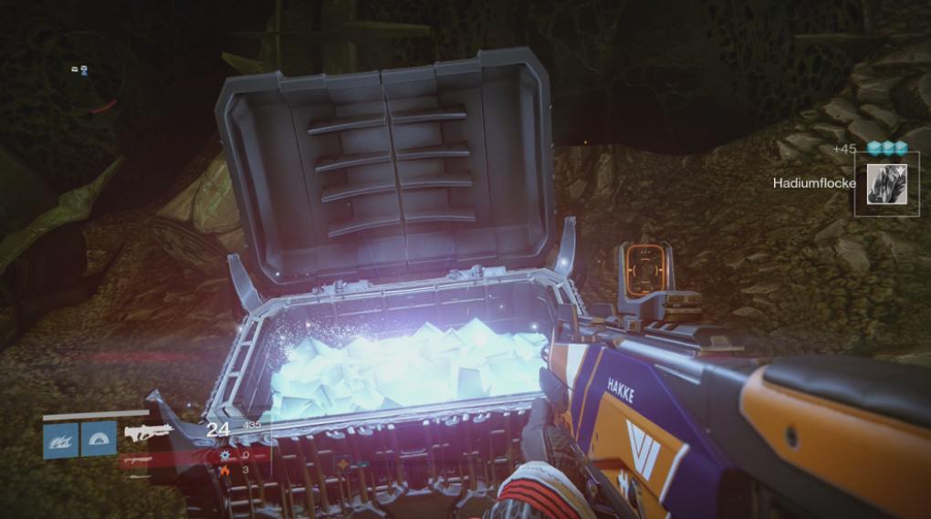 Um das Schwert in Destiny: König der Besessenen herzustellen, müsst ihr Hadiumflocken sammeln - und die gibt es nur in Truhen auf dem Grabschiff!