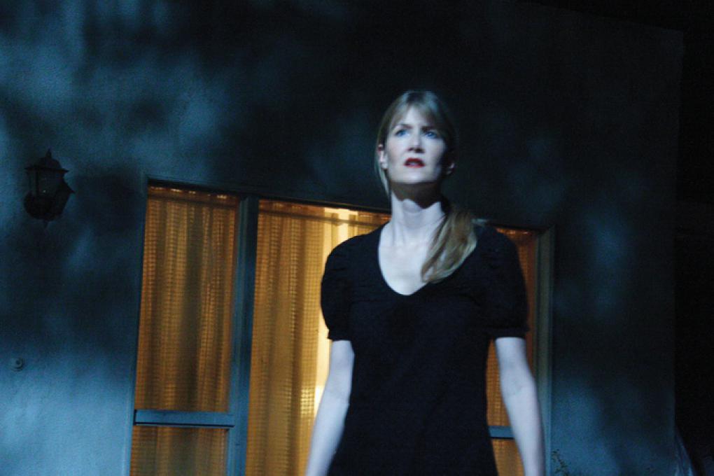 Nicht nur Laura Dern ist in 'Inland Empire' (2006) mit den Geschehnissen überfordert.