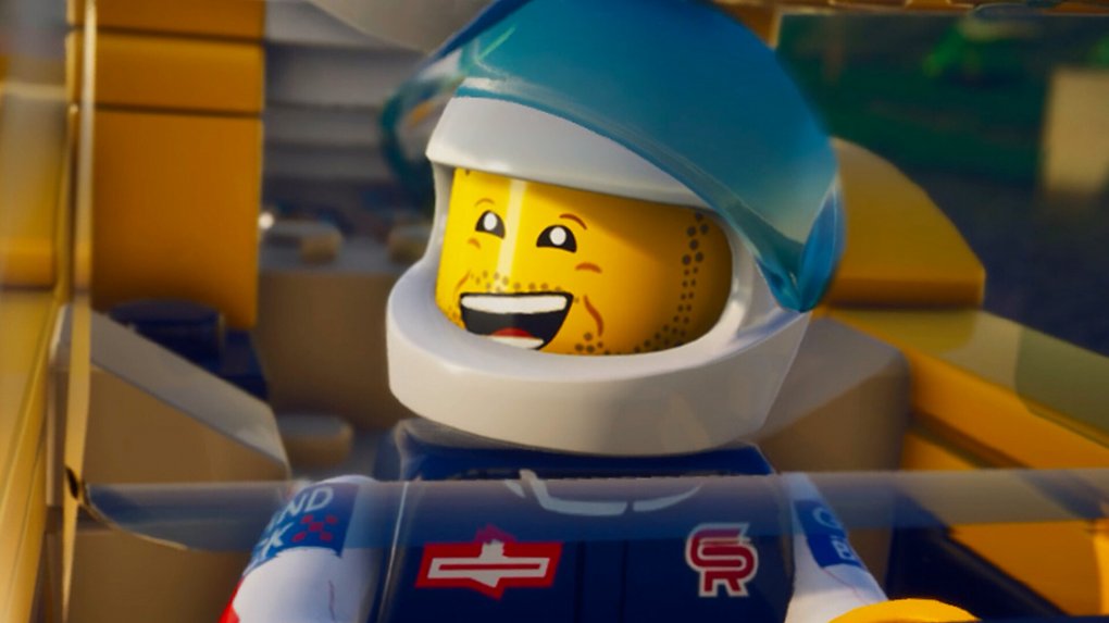 Ein Lego-Rennfahrer lacht