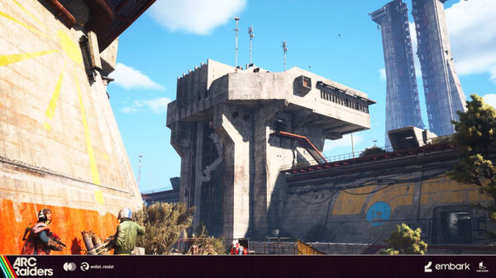 Raider streifen durch den alten Raumhafen