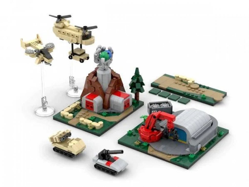Klemmbaustein-Set nach Art von Command and Conquer von Bluebrixx mit Bauhof, Hand von Nod und Orca.