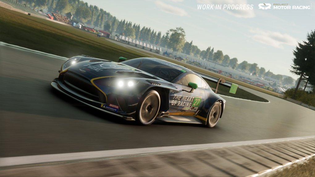 Die Marke Aston Martin darf in Project Motor Racing nicht fehlen. Die Fahrzeuge des Herstellers drehen schließlich in der Formel 1, der WEC und anderen Serien ihre Runden.