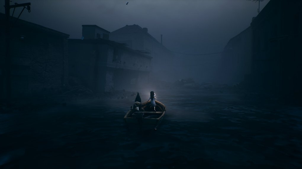 Zwei Kinder fahren in einem Boot durch eine überflutete Stadt.