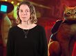 Die Autorin und die Katze aus Stray