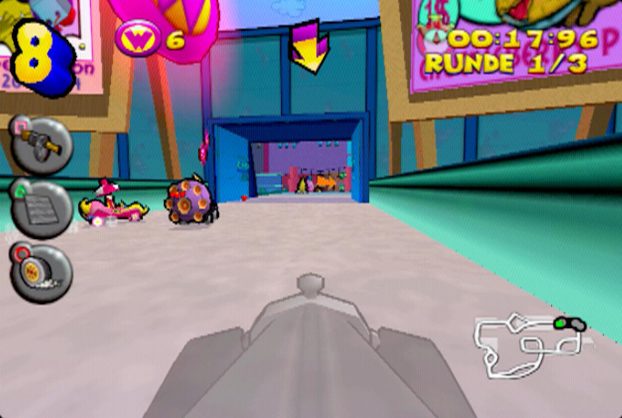 [26/11/2001] Auch in der Ego-Perspektive fällt auf: Wacky Races ist vor allem sehr bunt.