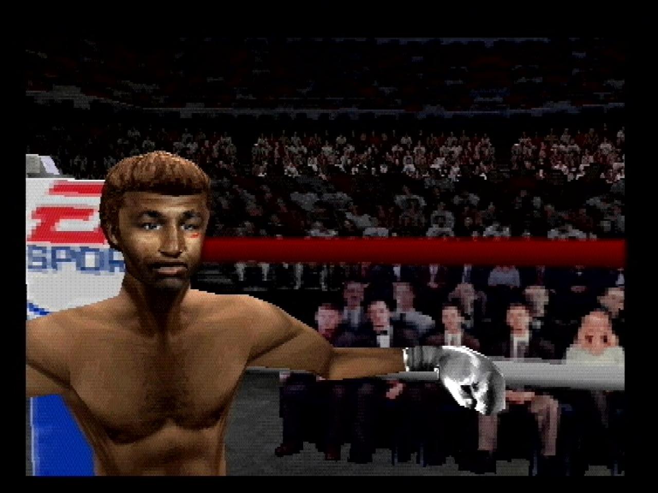 [26/11/2001] LÄDIERT Mit der Platzwunde unter dem Auge wird es der selbst erschaffene Boxer nicht mehr lange machen.