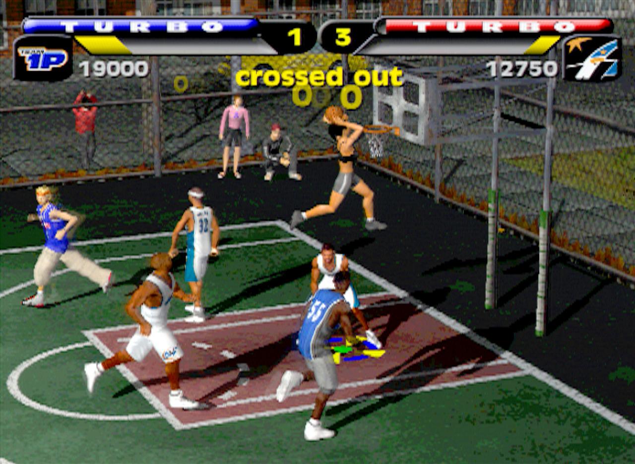 [26/11/2001] Da hat es die Basketballerin den Männern aber mal so richtig gezeigt.