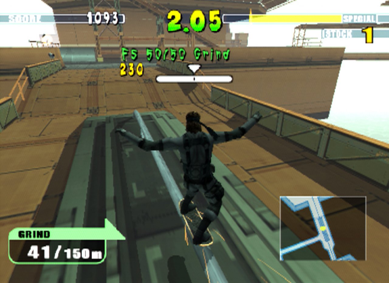 [04/03/2003] Auch auf dem Skateboard macht Snake eine gute Figur.
