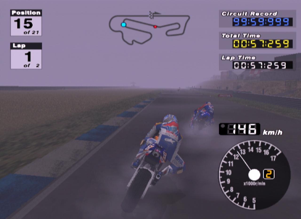[06/05/2003] Bei Regen leidet nicht nur die Übersicht, sondern auch die Steuerung der Motorräder.