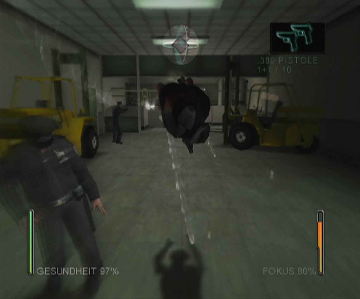 [30/07/2003] Zumindest für kurze Zeit darf man sich dank Bullet-Time wie der Mann aus Stahl fühlen.