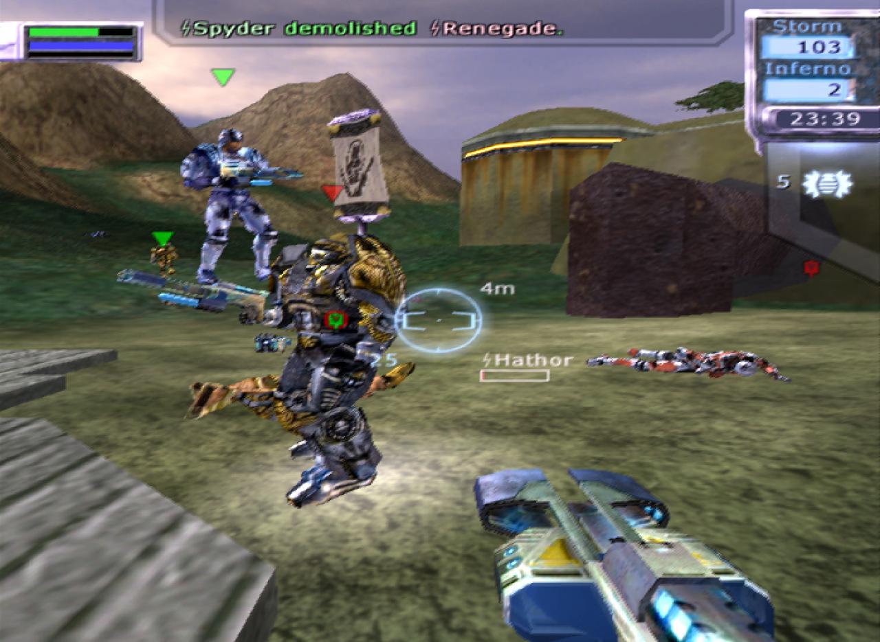 [03/07/2003] Bei Capture the Flag ist Strategie und Teamwork gefragt.