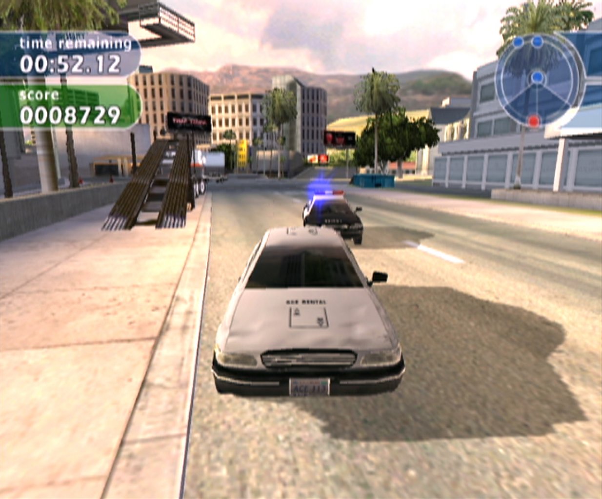 [19/09/2003] Dummerweise ist die Polizei uns auf den Fersen.