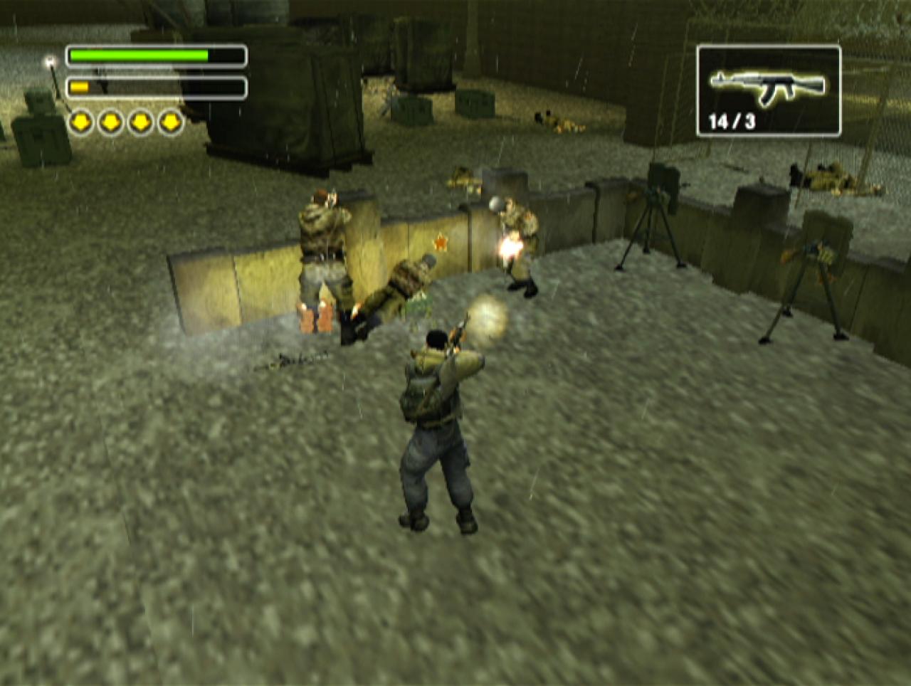[31/10/2003] Der linke Soldat scheint nicht zu merken, dass wir schon zwei seiner Kollegen erledigt haben. 