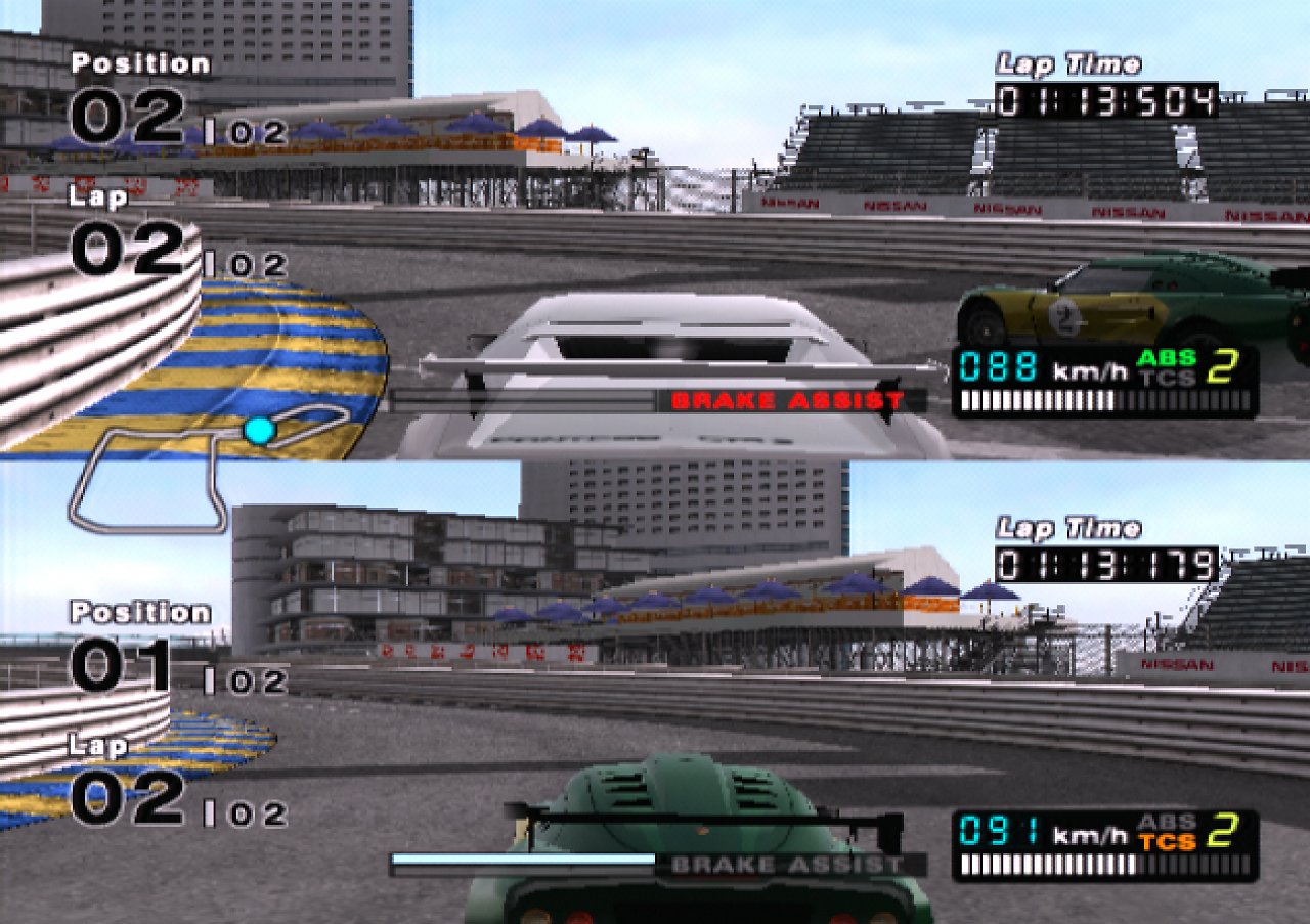 [09/01/2004] Im etwas lahmen Multiplayer-Modus gibts außer den beiden Spielern keine anderen computergesteuerten Gegner.