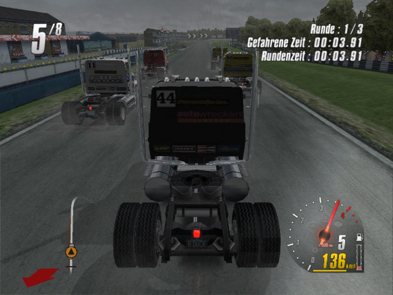 [07/04/2004] Zugegeben: Die Trucks sind nicht wirklich die agilsten Fahrzeuge.