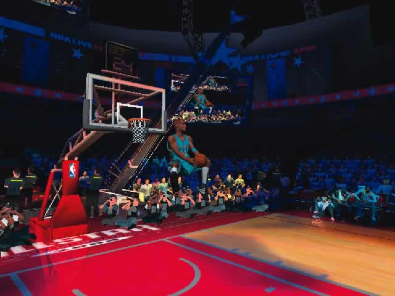 [03/11/2005] Der spaßige Dunking-Modus ist auch wieder dabei, genauso wie die restlichen Allstar-Weekend-Veranstaltungen.