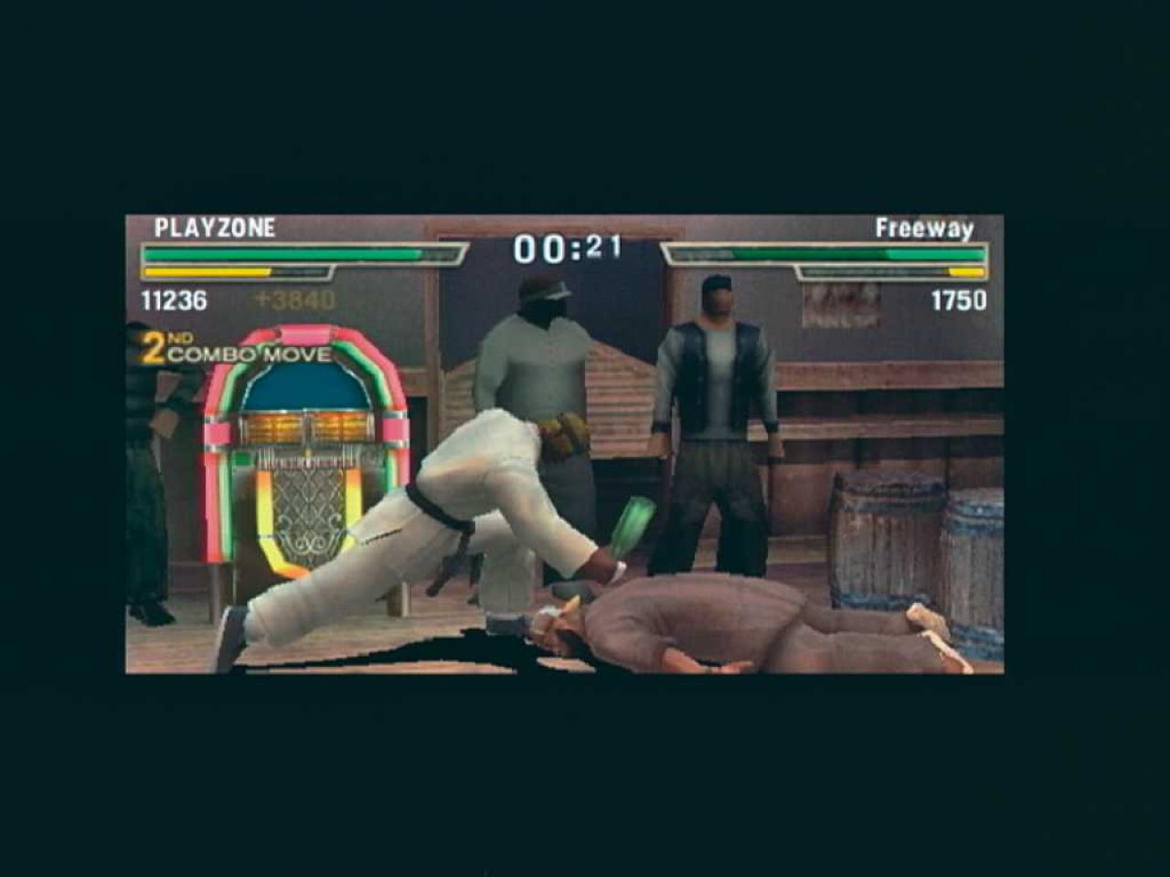 [08/08/2006] Diverse Gegenstände können als Waffen missbraucht werden. BILD: PLAYZONE