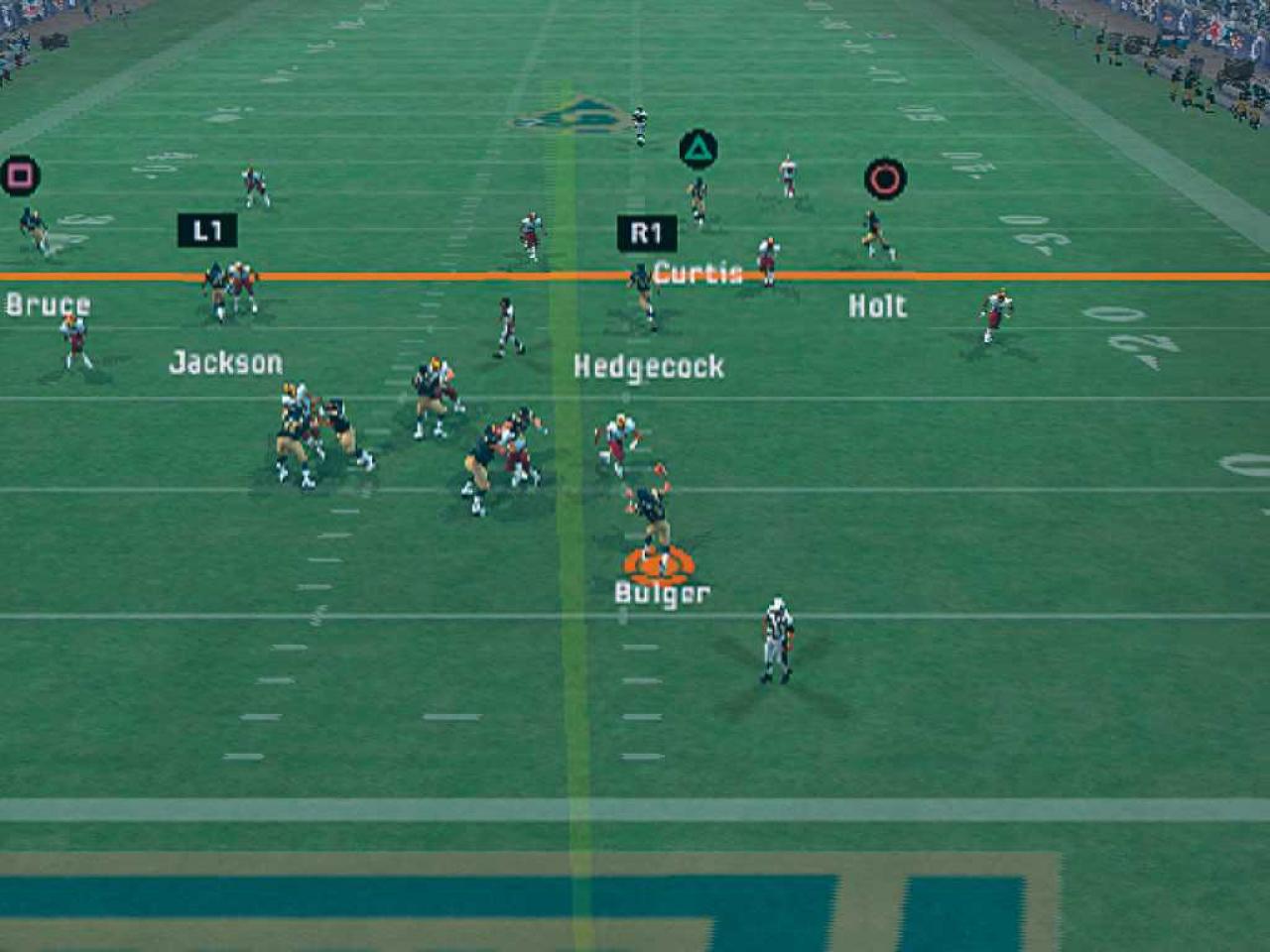[12/09/2006] Der Quarterback passt den Ball per Knopfdruck zum jeweiligen Receiver. BILD: PLAYZONE
