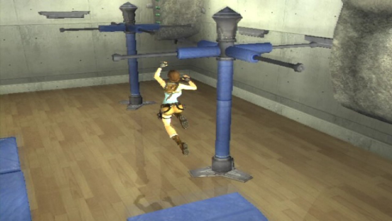 [21/05/2007] TRAININGSPARCOURS Das croft'sche Anwesen ist ein spielbarer Extralevel mit starkem Adventure-Einschlag. BILD: PLAYZONE