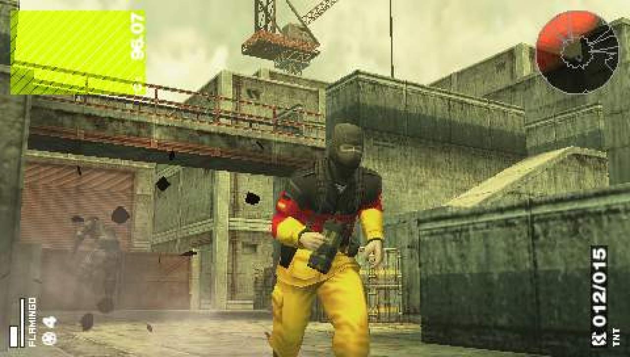 [19/06/2007] ERWEITERUNG Die europäische Version von Portable Ops hat einige Zusatz-Features zu bieten. Wie zum Beispiel einige Flaggen-Anzüge. BILD: KONAMI