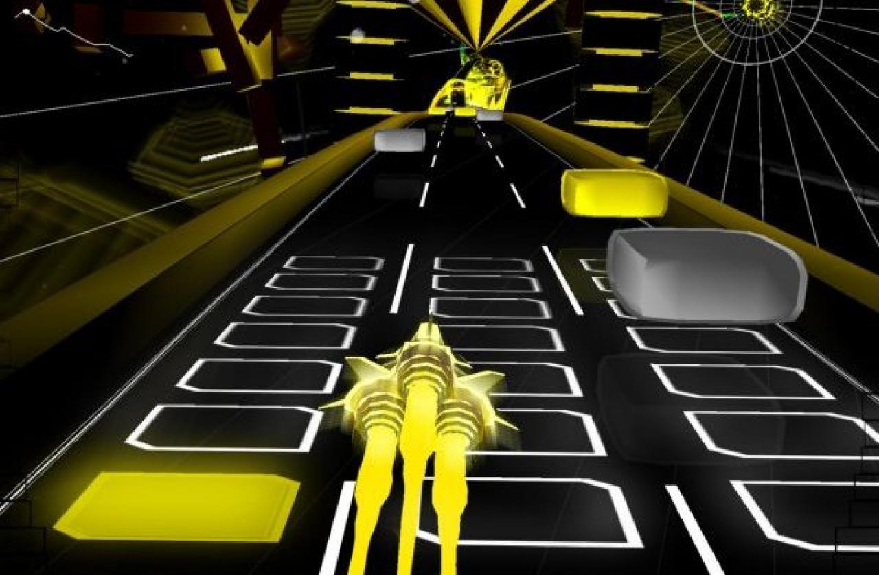 [21/01/2008] Audiosurf - In diesem Musikspiel müsst ihr im Takt die farbigen Blöcke einsammeln, die auf der Strecke (dem Song) verteilt sind. Das Tolle: Ihr spielt eure eigene Musik. Zur Entspannung wählt ihr also etwas Ruhiges. Bob Dylan oder so.