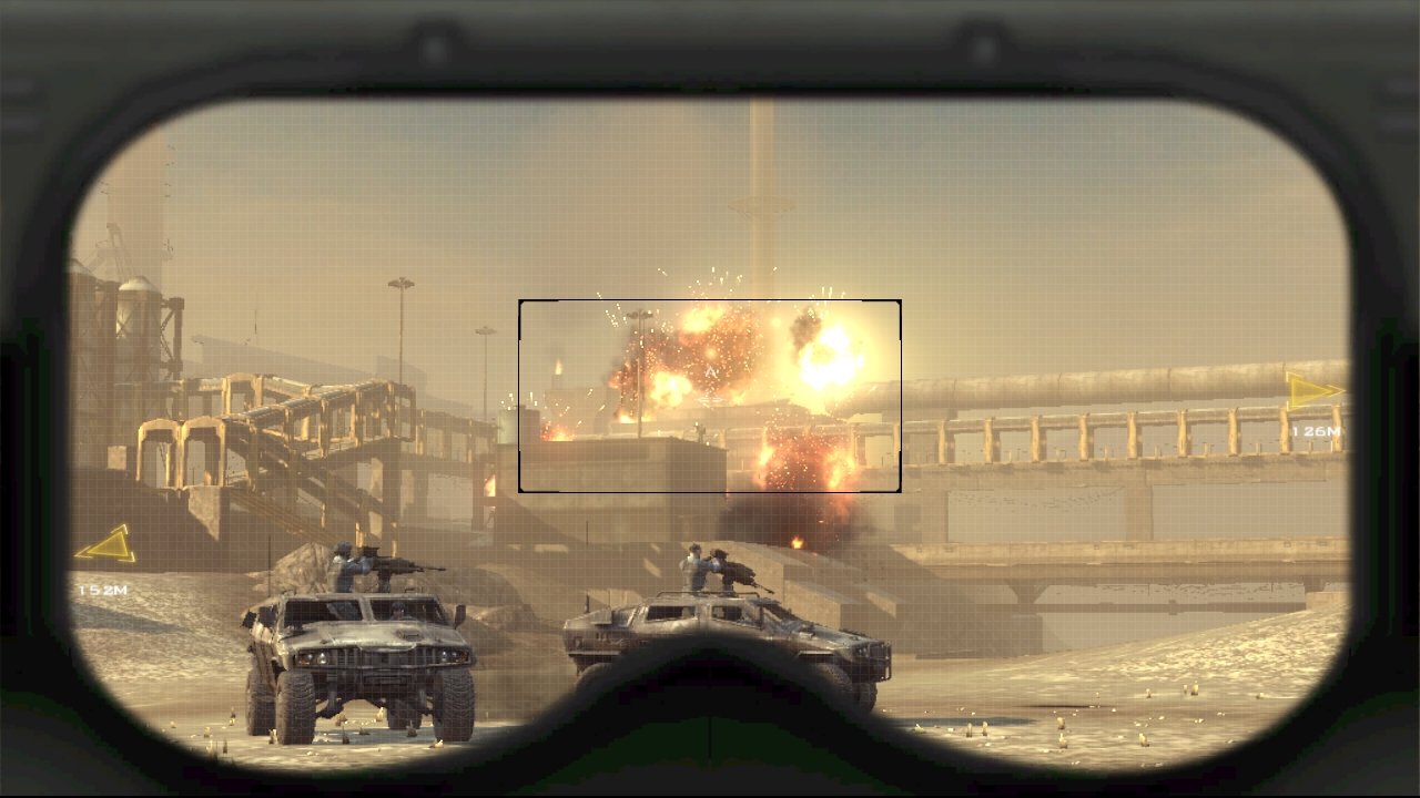 [29/02/2008] Mehrspieler-Shooter Frontlines: Fuel of War: Die tollen Explosionen stehen in starkem Kontrast zu den teils recht kargen Texturen an Gebäuden und Boden.