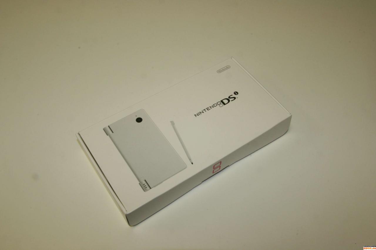 [18/11/2008] Nintendo DSi Foto (7)